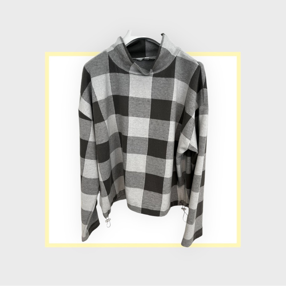 BB Dakota Cozy Pullover - Large